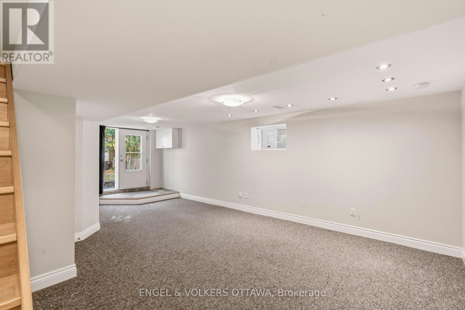 12 Clarey Avenue, Ottawa, ON, K1S 2R7 - 31