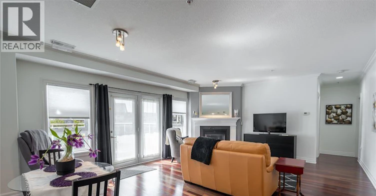 211-1550 Venetian Boulevard, Point Edward, ON, N7T 0A4 - 6