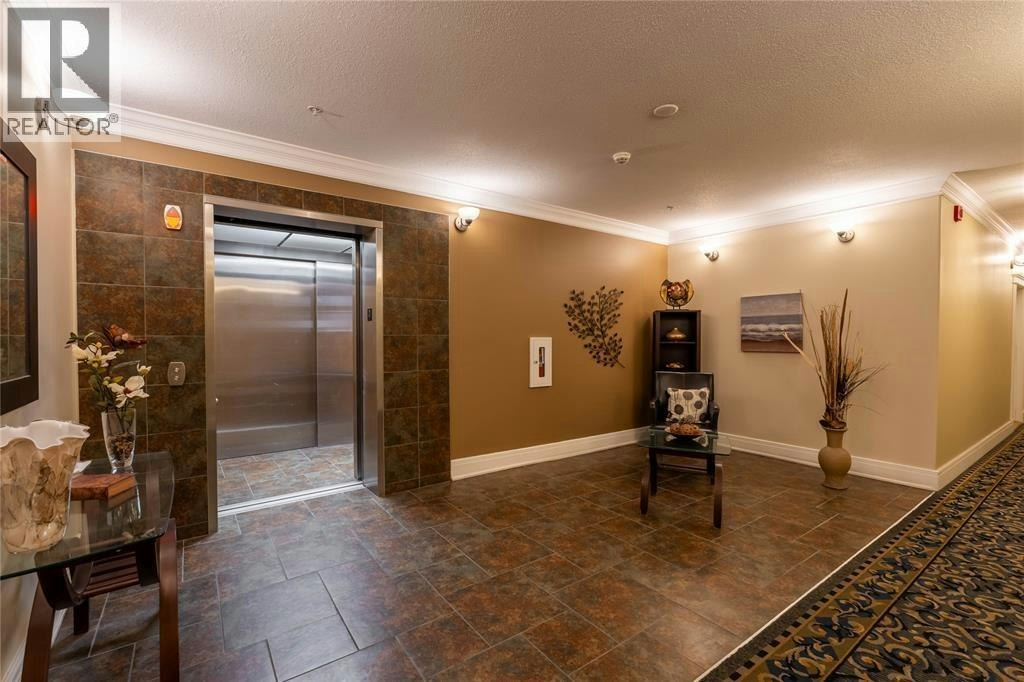 211-1550 Venetian Boulevard, Point Edward, ON, N7T 0A4 - 24
