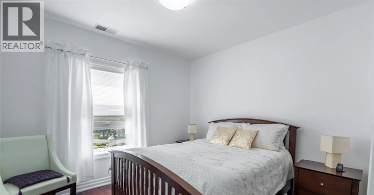 211-1550 Venetian Boulevard, Point Edward, ON, N7T 0A4 - 12