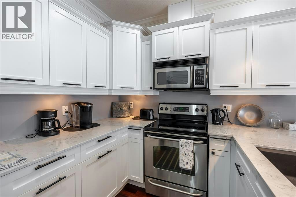 211-1550 Venetian Boulevard, Point Edward, ON, N7T 0A4 - 11