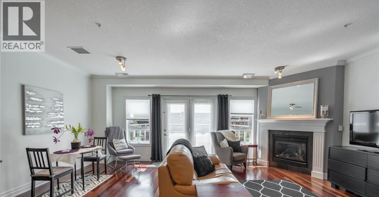 211-1550 Venetian Boulevard, Point Edward, ON, N7T 0A4 - 2