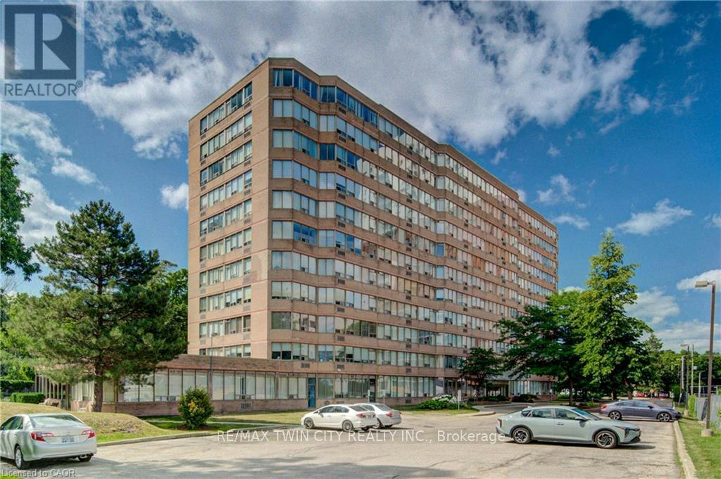 409-3227 King Street E, Kitchener, ON, N2A 3Z9
