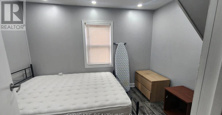6447 Ash Street, Niagara Falls, ON, L2G 2H4 - 9