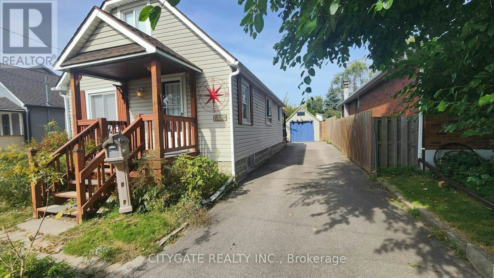 6447 Ash Street, Niagara Falls, ON, L2G 2H4 - 4