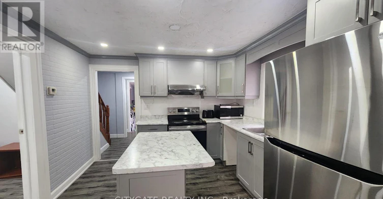 6447 Ash Street, Niagara Falls, ON, L2G 2H4 - 5