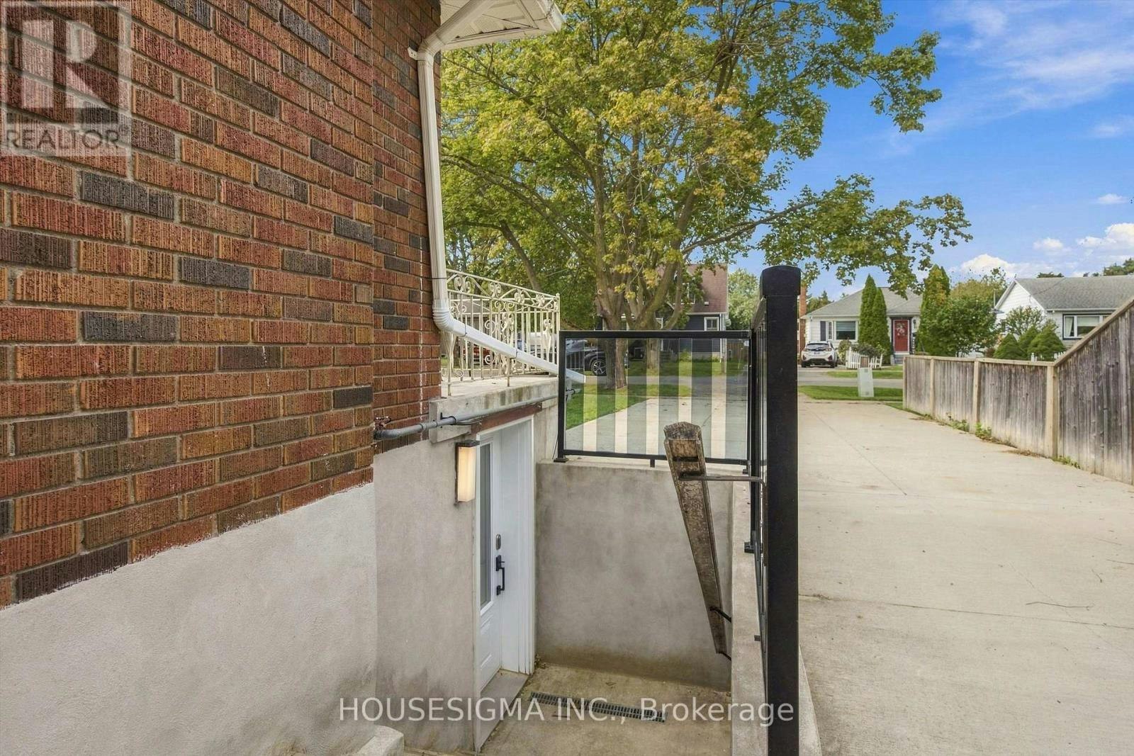 BASEMENT-36 Else Street, St. Catharines, ON, L2N 2C1 - 2
