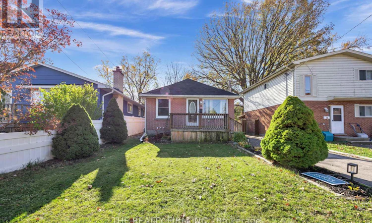 119 Emery Street W