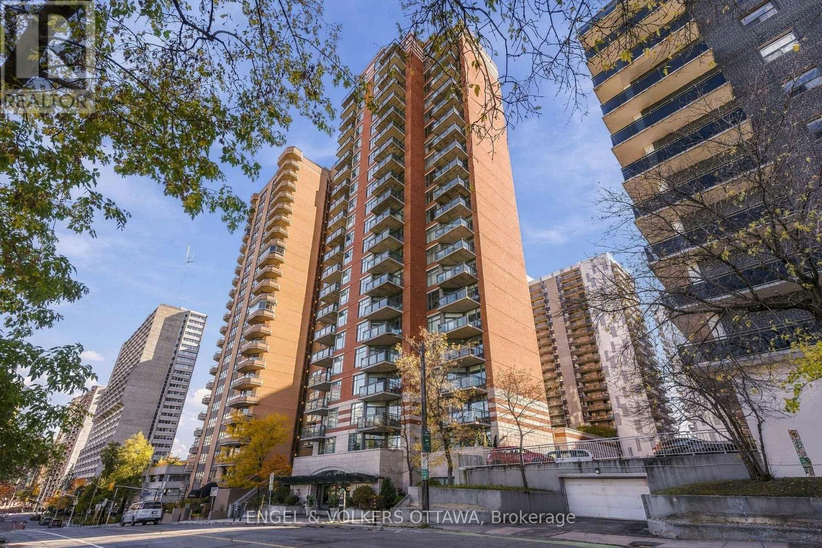 406-570 Laurier Avenue, Ottawa, ON, K1R 1C8