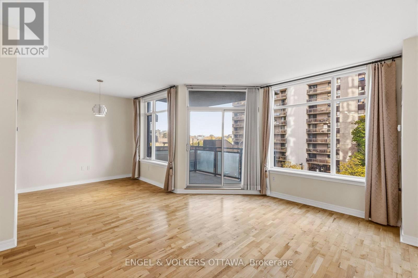 406-570 Laurier Avenue, Ottawa, ON, K1R 1C8 - 9