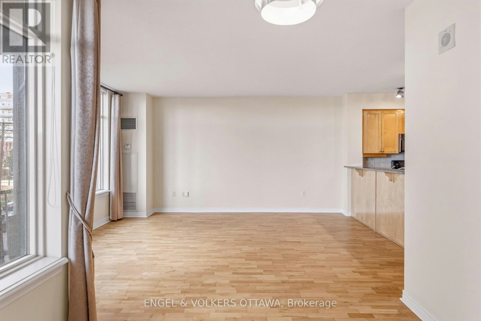 406-570 Laurier Avenue, Ottawa, ON, K1R 1C8 - 11