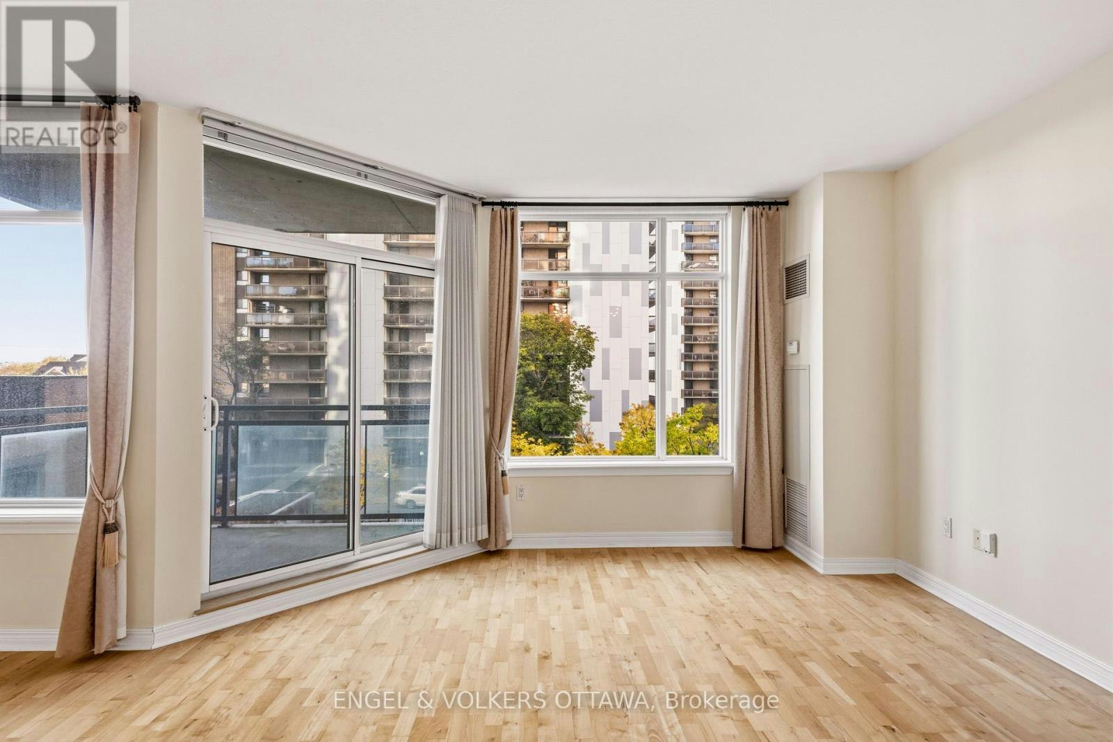 406-570 Laurier Avenue, Ottawa, ON, K1R 1C8 - 14