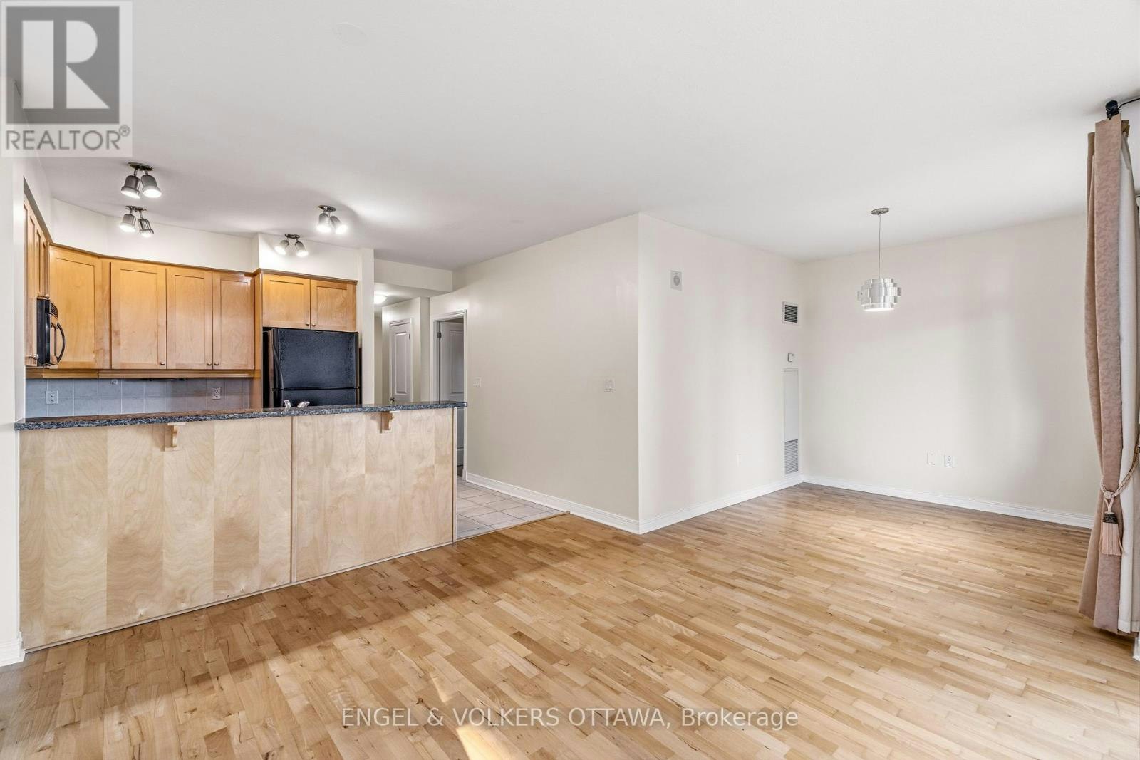 406-570 Laurier Avenue, Ottawa, ON, K1R 1C8 - 8