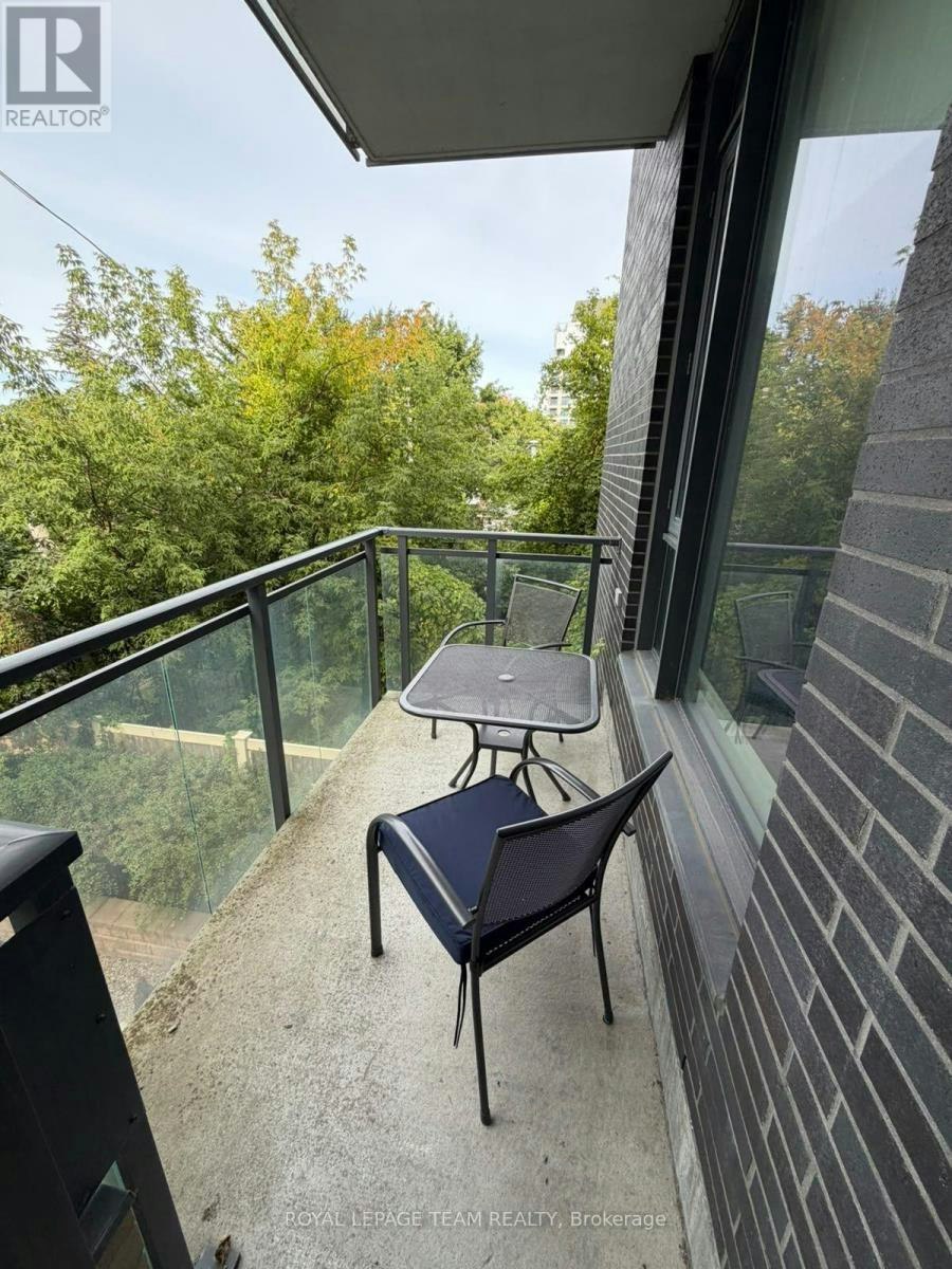 215-101 Richmond Road, Ottawa, ON, K1Z 0A6 - 8