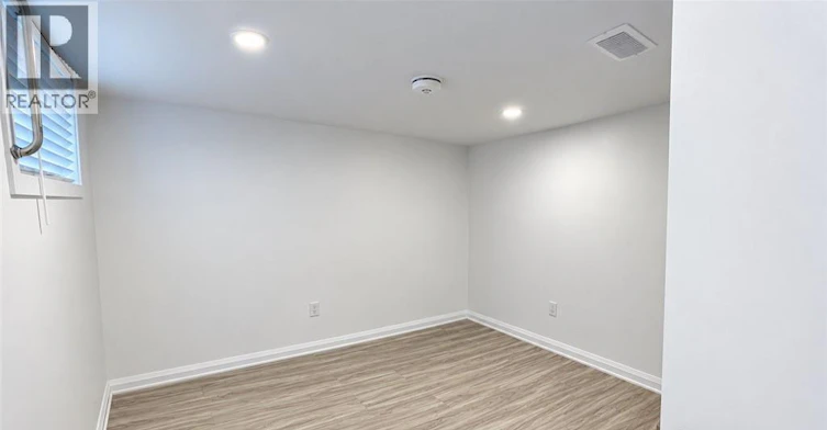 LOWER-305 Mill Street, Kitchener, ON, N2M 3R8 - 5