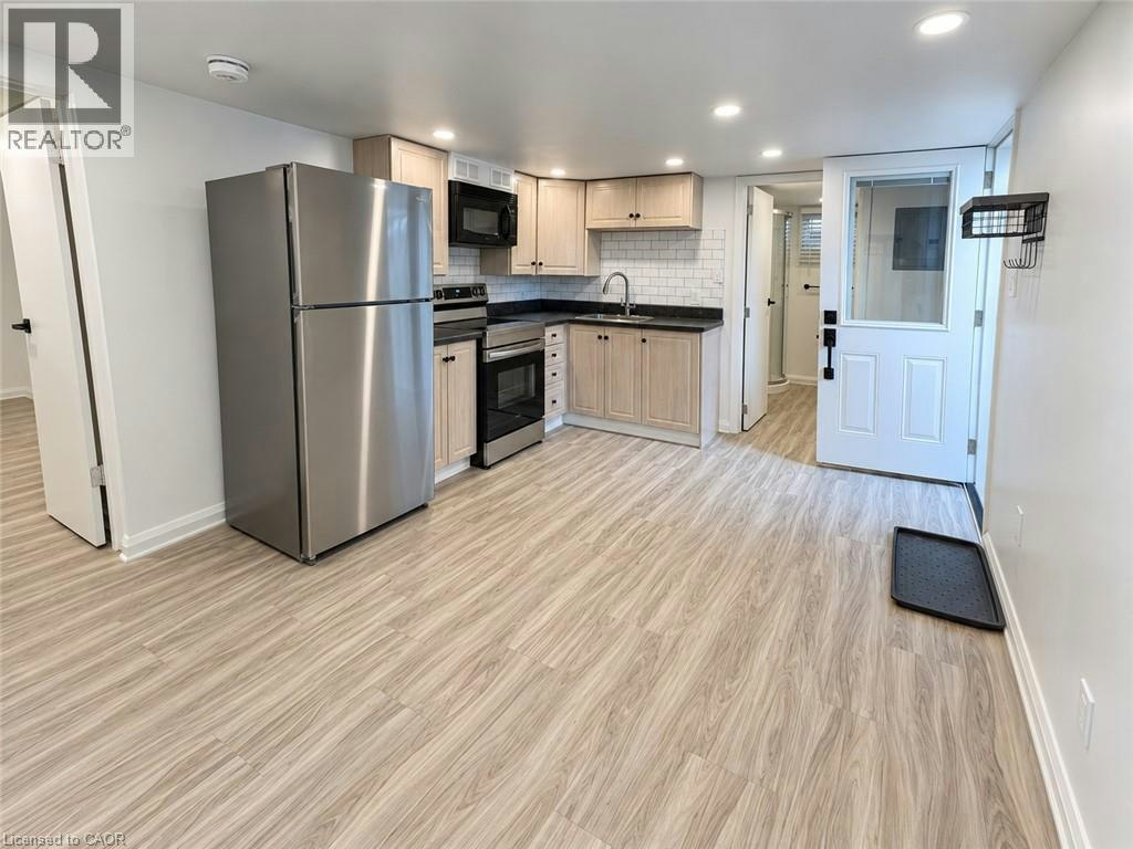LOWER-305 Mill Street, Kitchener, ON, N2M 3R8 - 4