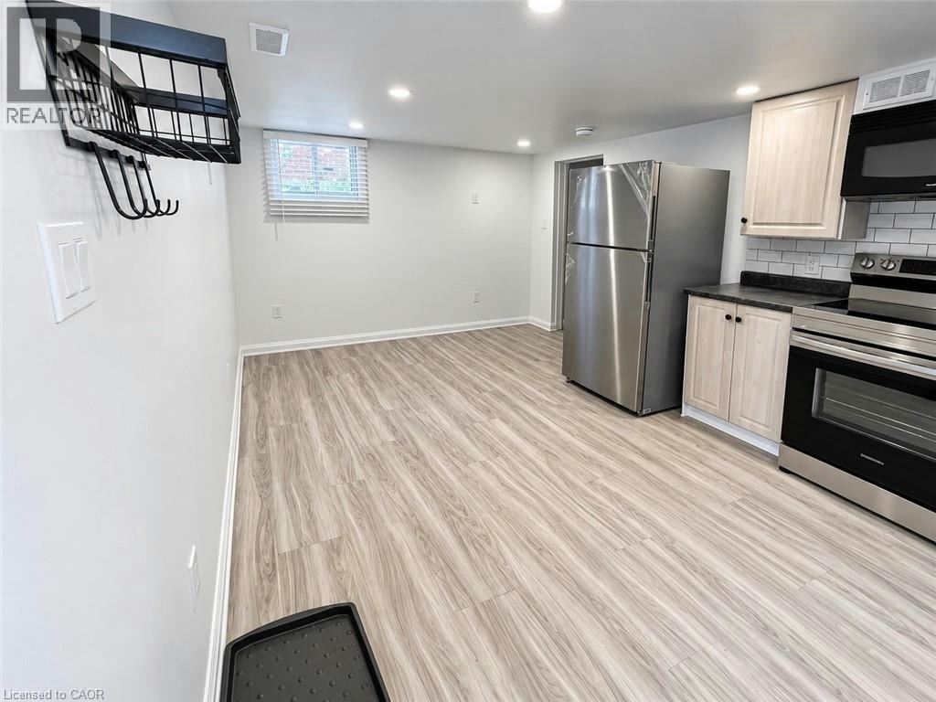 LOWER-305 Mill Street, Kitchener, ON, N2M 3R8 - 3