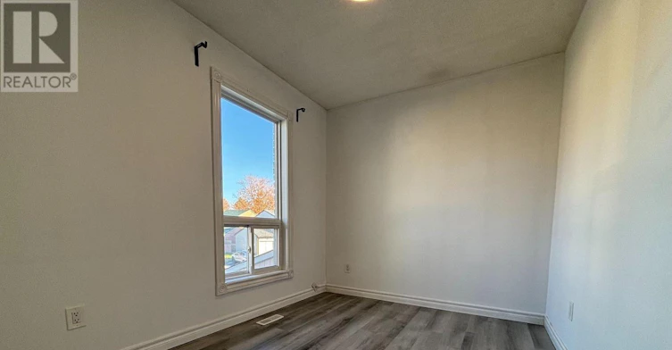 27 Lucas Lane, Ajax, ON, L1S 3P7 - 8
