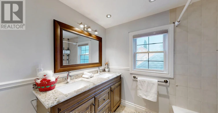 125 Longwater Chase, Markham, ON, L3R 4A9 - 13