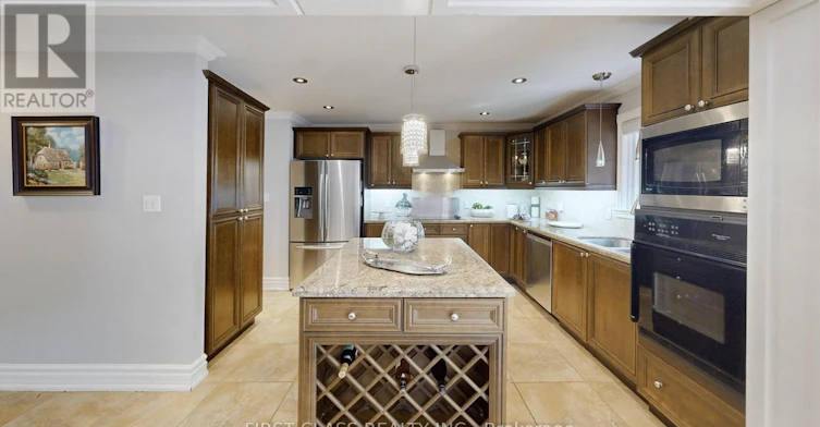 125 Longwater Chase, Markham, ON, L3R 4A9 - 10