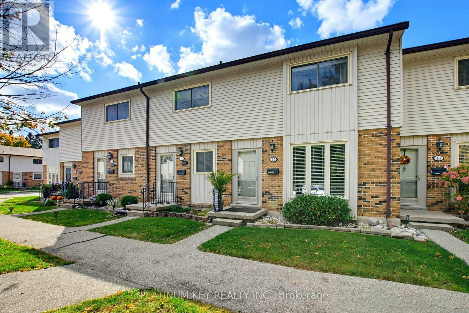12-1328 Commissioners Road W, London, ON, N6K 2Y6