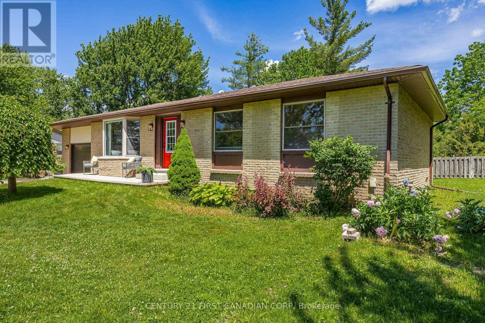 34314 Denfield Road, Lucan Biddulph, ON, N0M 2J0