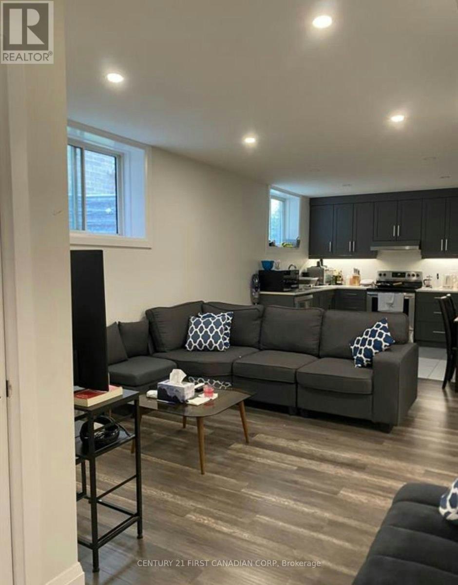 LOWER-2783 Oriole Drive, London, ON, N6M 0G9 - 2