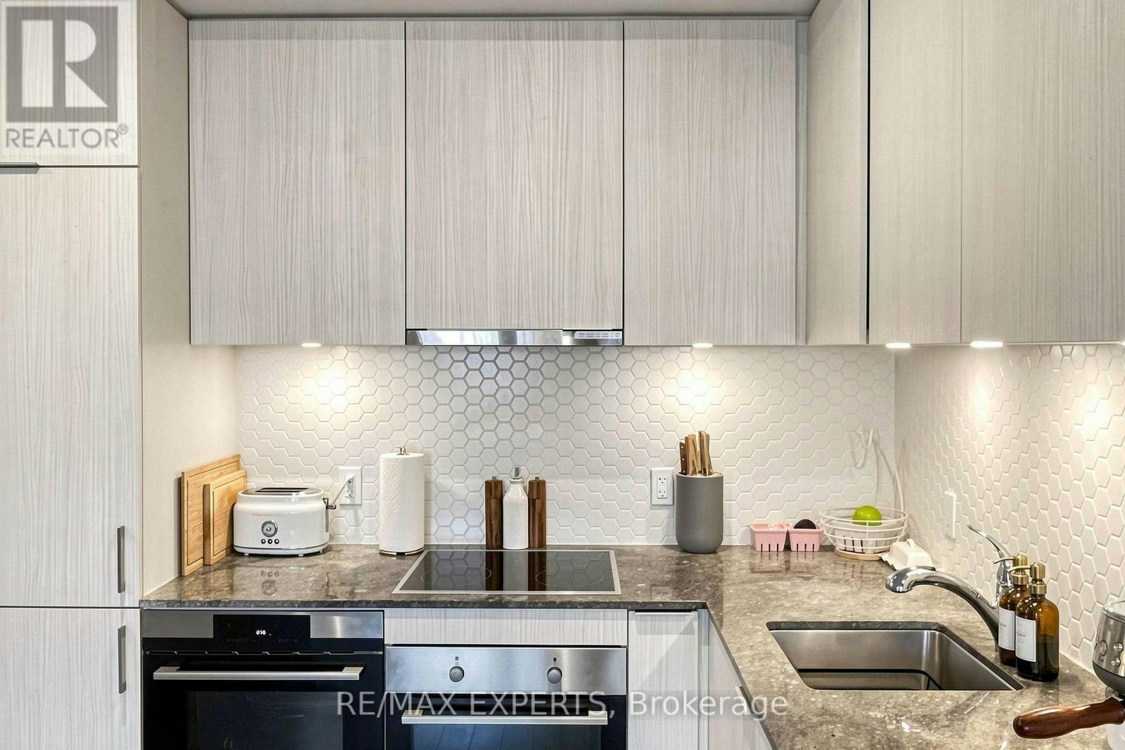 510-158 Front Street, Toronto, ON, M5A 0K9 - 21