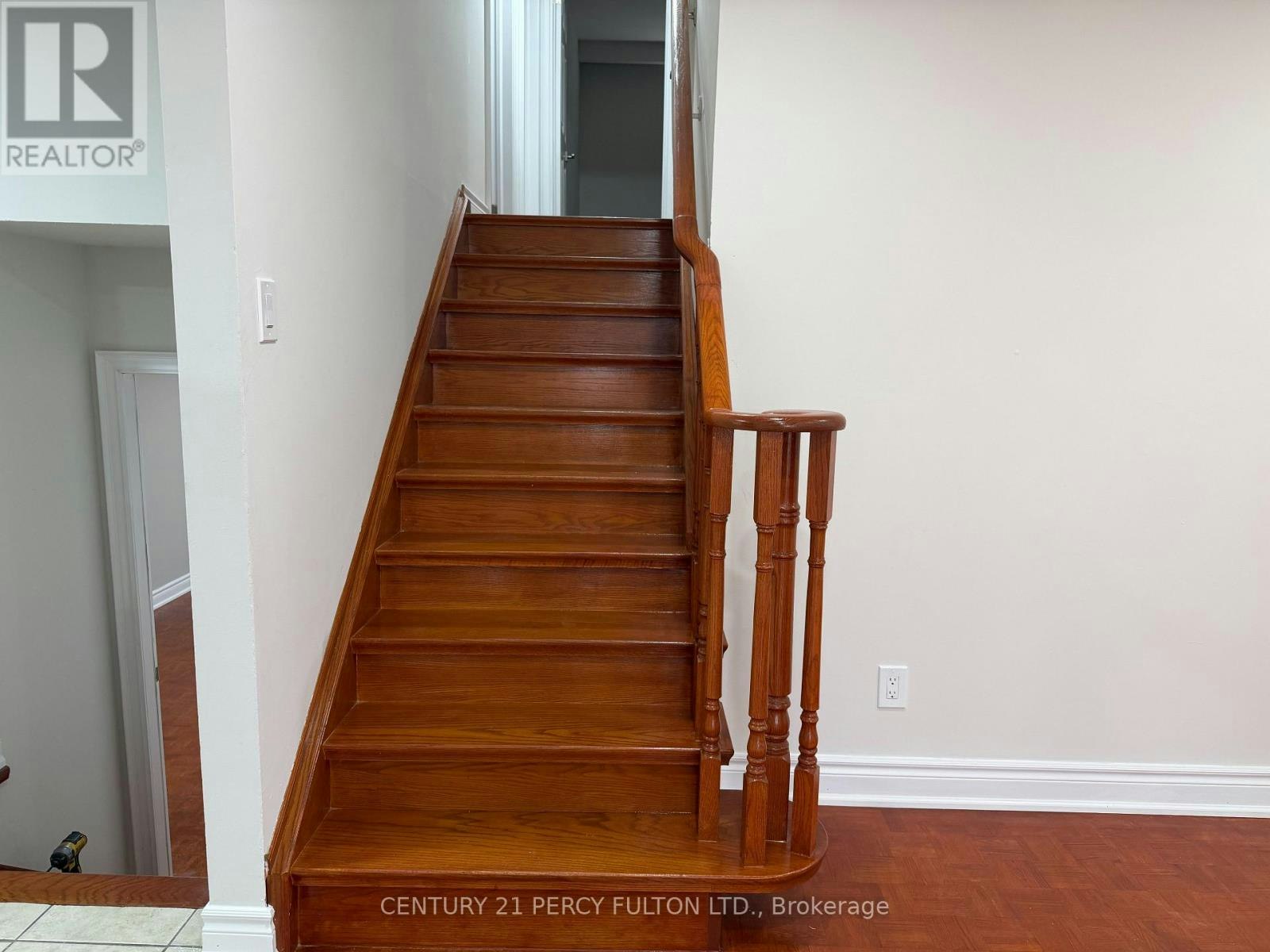 29 Lawnmere Crescent, Toronto, ON, M1S 2T1 - 8