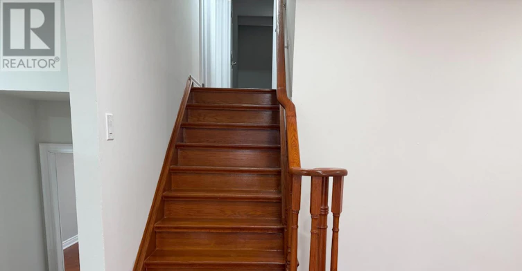 29 Lawnmere Crescent, Toronto, ON, M1S 2T1 - 8