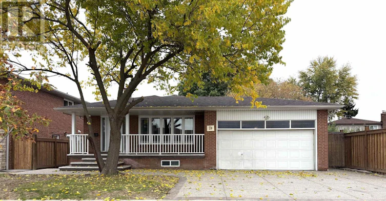 29 Lawnmere Crescent, Toronto, ON, M1S 2T1 - 2