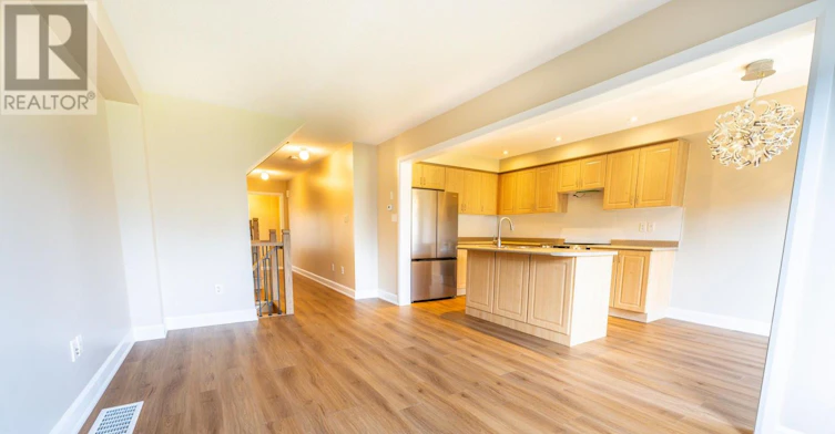 122 Gwillimbury Drive, Bradford West Gwillimbury, ON, L3Z 0B3 - 17
