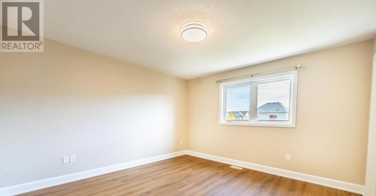 122 Gwillimbury Drive, Bradford West Gwillimbury, ON, L3Z 0B3 - 33
