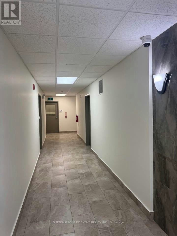 405-496 Yonge Street, Barrie, ON, L4N 4E2 - 11