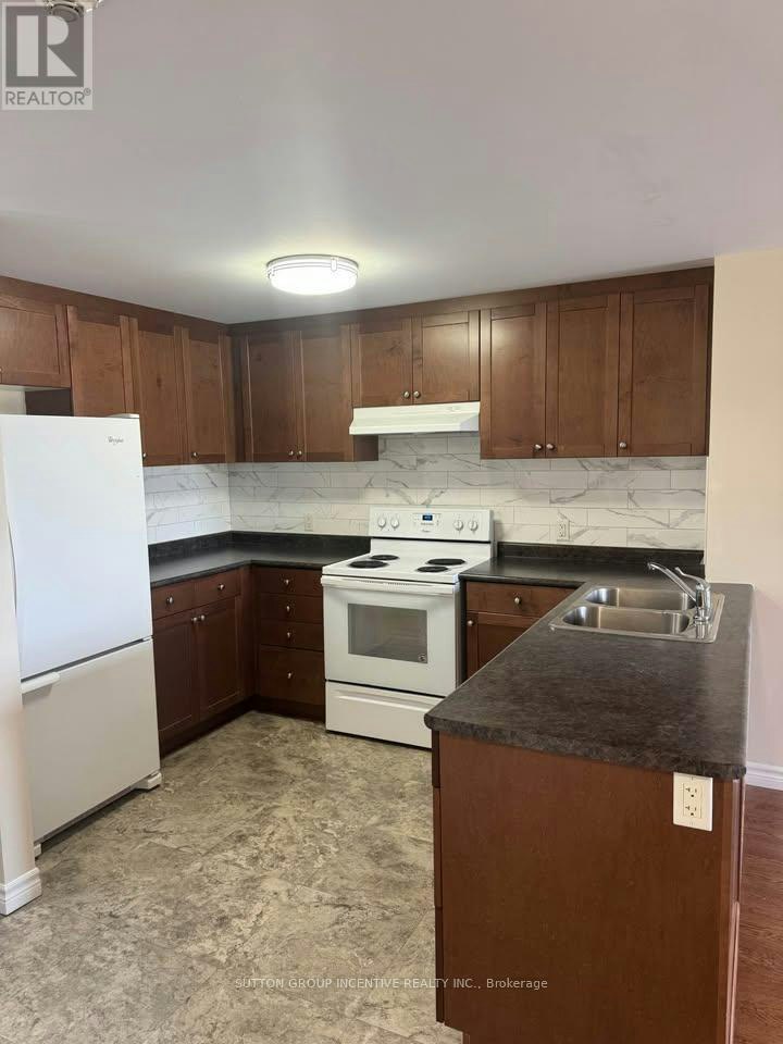 405-496 Yonge Street, Barrie, ON, L4N 4E2 - 4