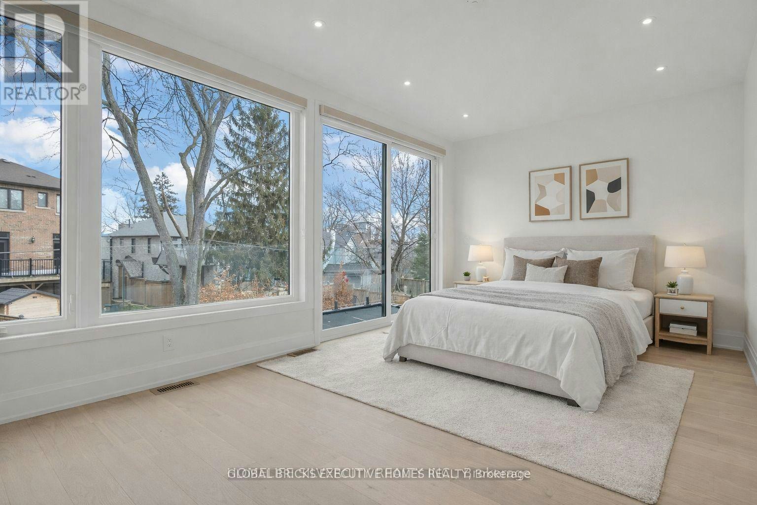 25B Pine Avenue N, Mississauga, ON, L5H 2P9 - 6