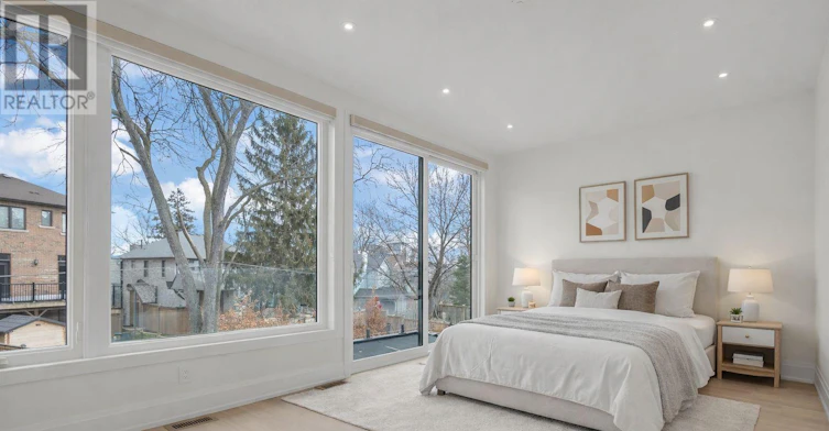 25B Pine Avenue N, Mississauga, ON, L5H 2P9 - 6