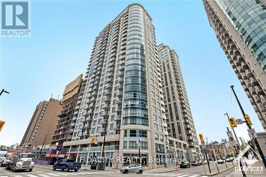 1004-242 Rideau Street, Ottawa, ON, K1N 0B7