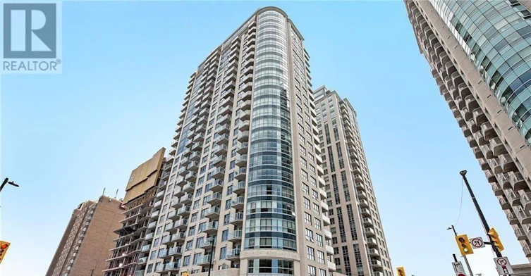 1004-242 Rideau Street, Ottawa, ON, K1N 0B7