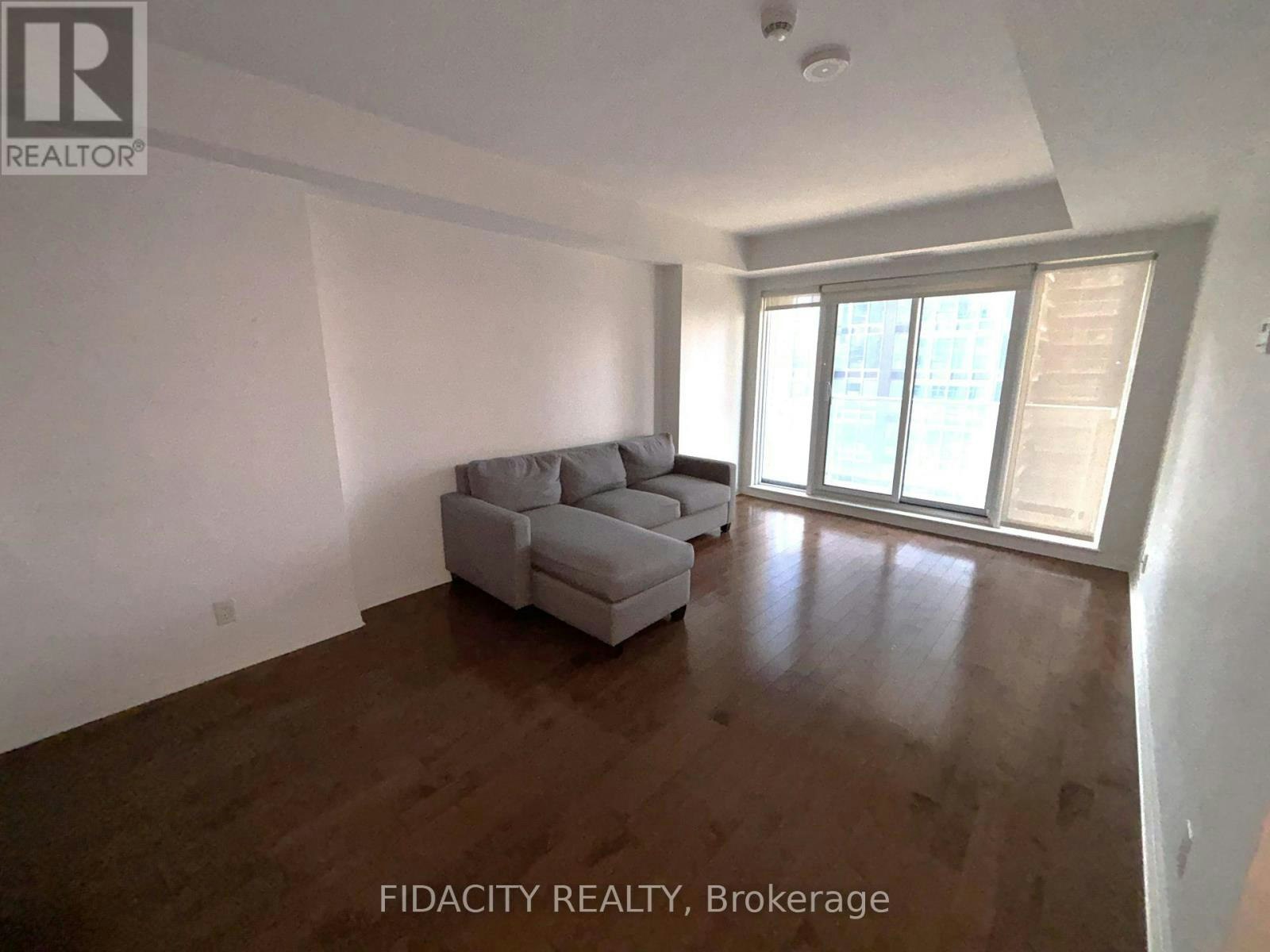 1004-242 Rideau Street, Ottawa, ON, K1N 0B7 - 4