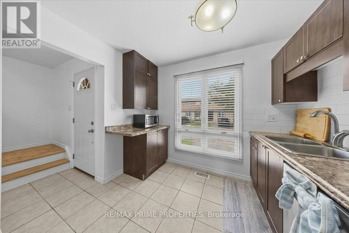 29-6252 Castille Court, Ottawa, ON, K1C 1X5 - 5