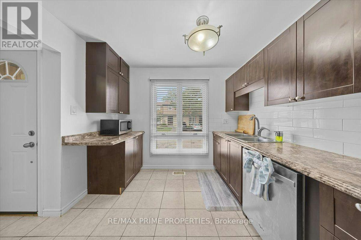 29-6252 Castille Court, Ottawa, ON, K1C 1X5 - 4