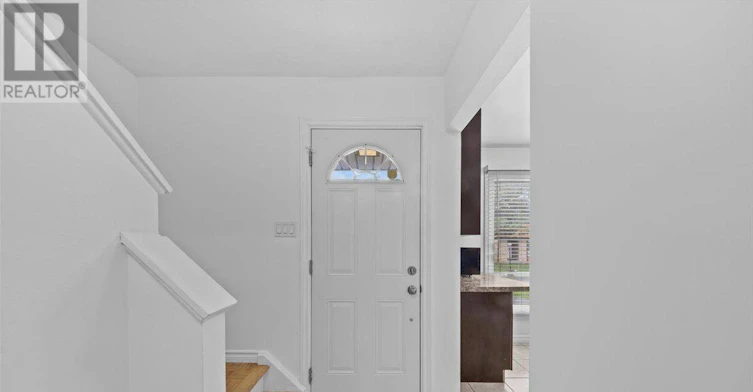 29-6252 Castille Court, Ottawa, ON, K1C 1X5 - 2