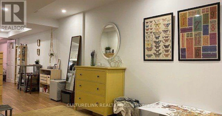 LOWER-119 Montrose Avenue, Toronto, ON, M6J 2T6 - 5