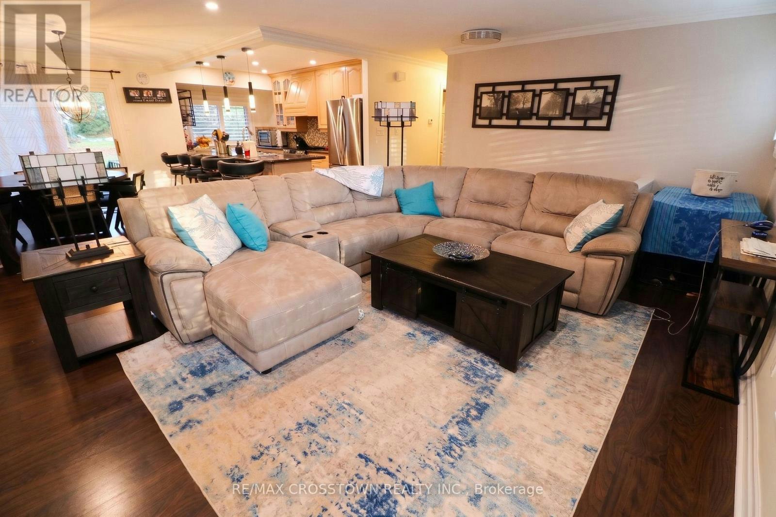 59 Holland River Boulevard, East Gwillimbury, ON, L9N 1C2 - 9