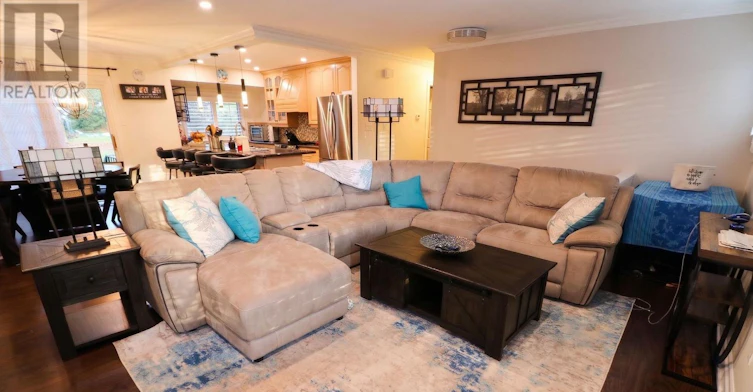59 Holland River Boulevard, East Gwillimbury, ON, L9N 1C2 - 9
