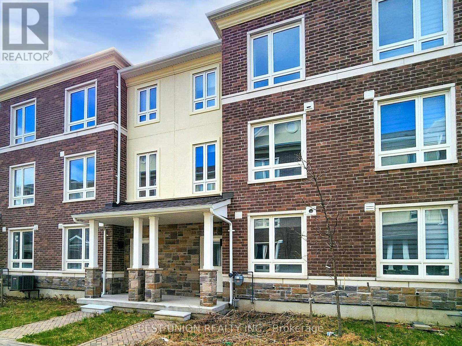 71 Imperial College Lane, Markham, ON, L6E 2C1 - 2