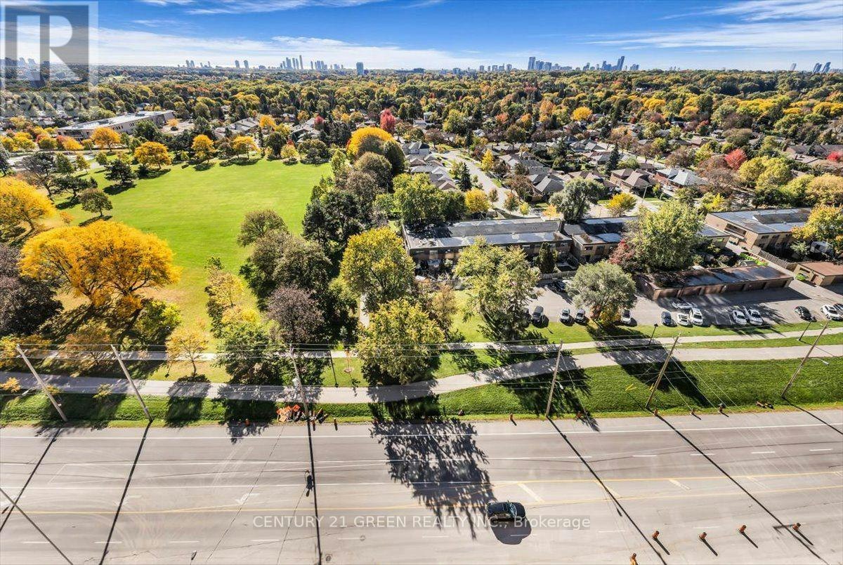 1514-4010 Eglinton Avenue W, Toronto, ON, M9A 0G5