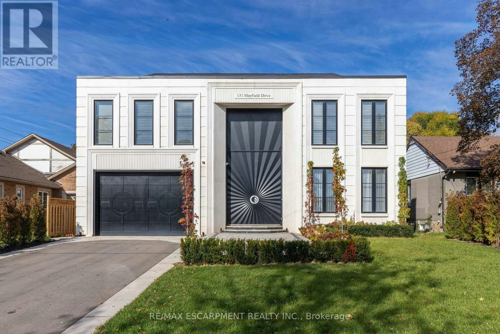 131 Mayfield Drive, Oakville, ON, L6H 1K6