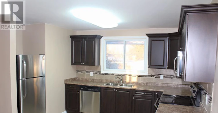 UPPER-1269 Paquette Street, Greater Sudbury, ON, P3A 3X9 - 3
